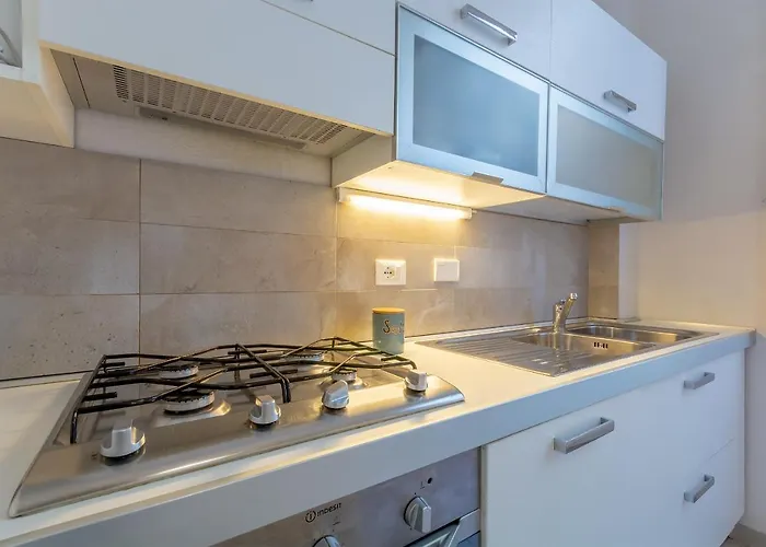 Apartman Condotta 10 *